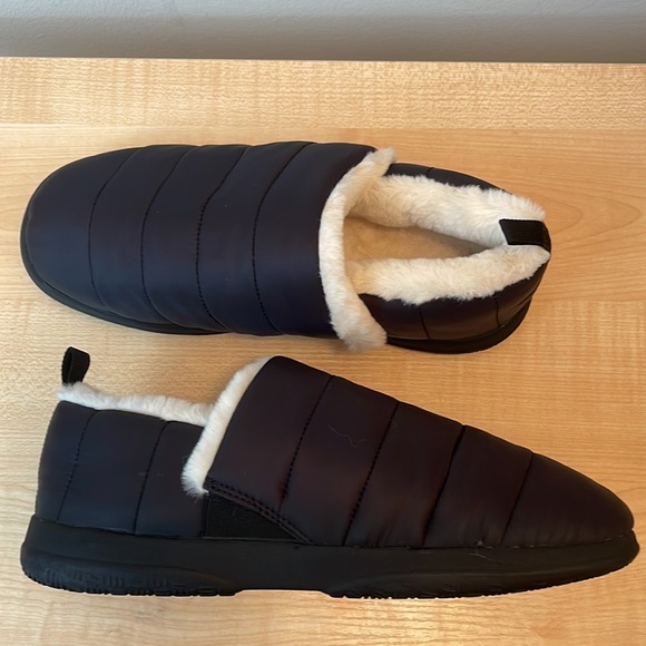 Vionic Tranquil Black Quilted Nylon Shearling Lined Slipper - New - Picture 4 of 9